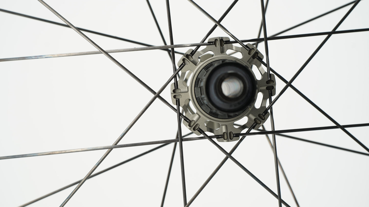 Pari SCOM AERO Tubeless Ready pyörää (Center Lock)