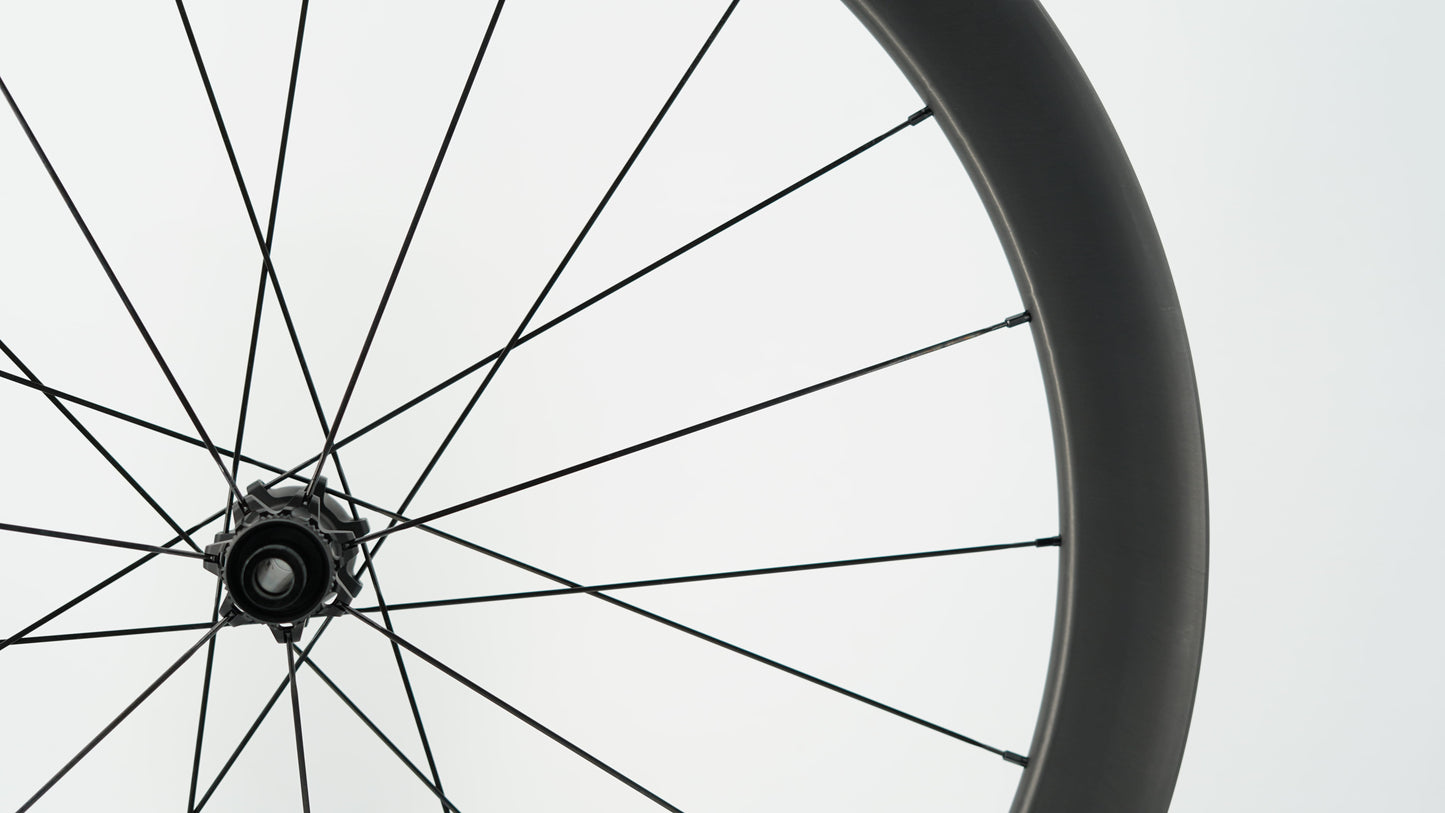 Pari SCOM EVO Tubeless Ready pyörää (Center Lock)