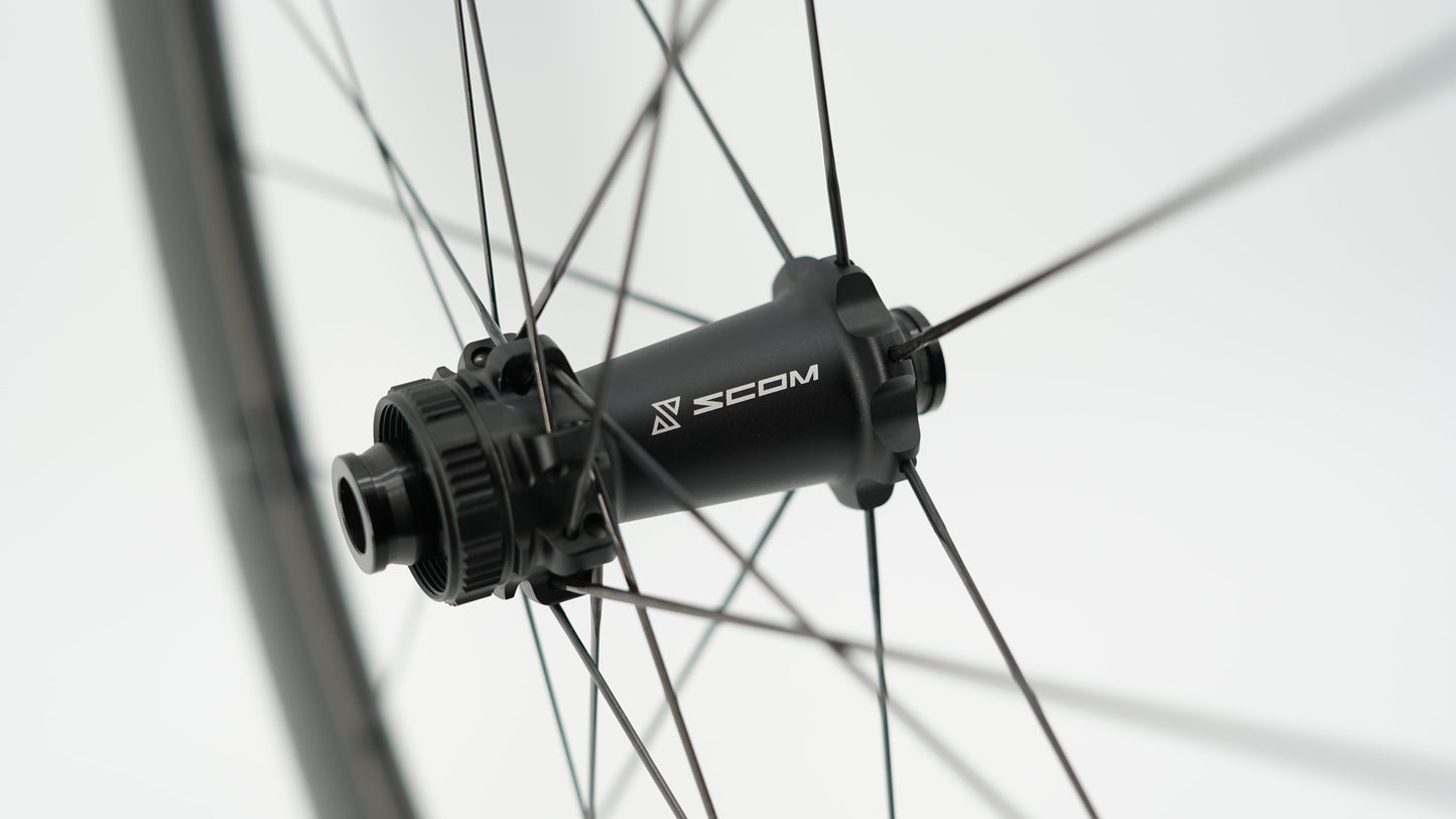 Pari SCOM EVO Tubeless Ready pyörää (Center Lock)