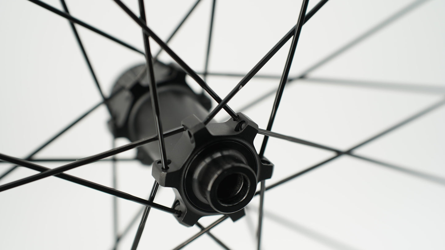 Pari SCOM CORSA 60 Tubeless Ready -vanteita (keskuslukko)