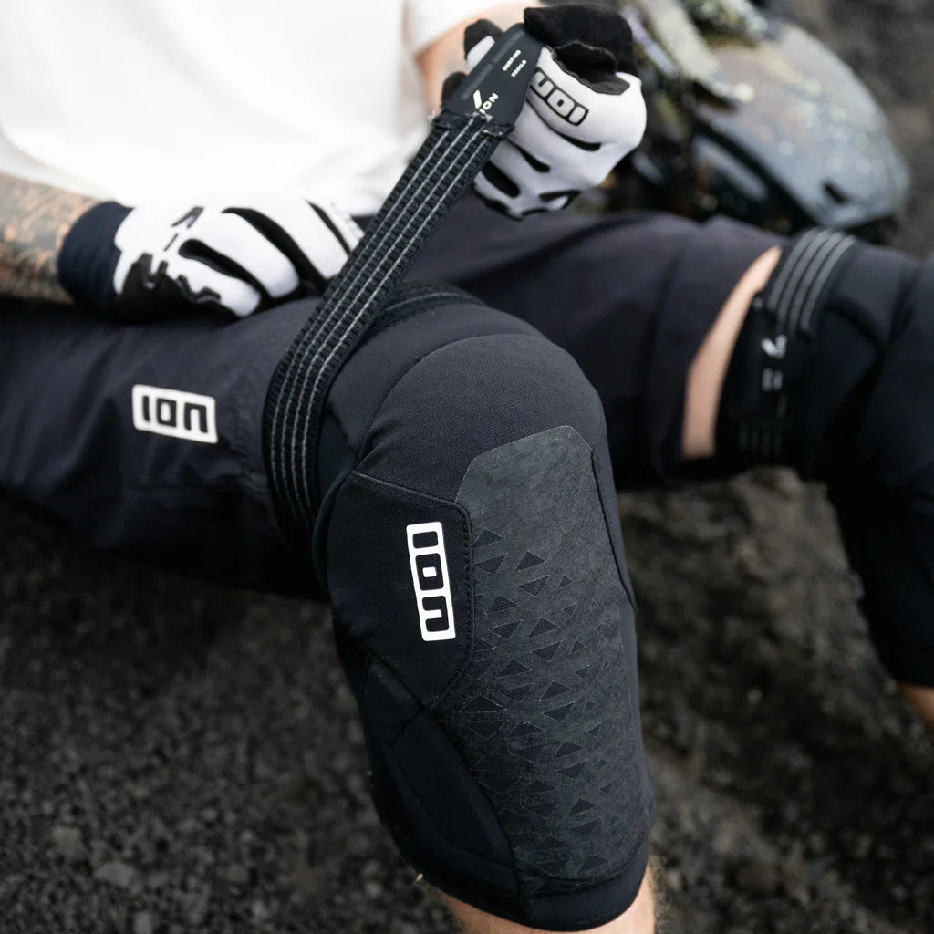 ION K-Pact Zip Unisex polvisuojat musta