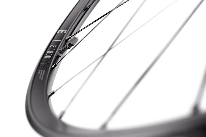 Eturatas DT SWISS E 1800 SPLINE 20 DISC Tubeless Ready (Center Lock)