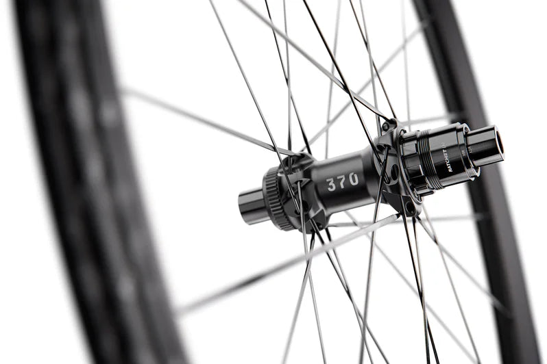 Takaratas DT SWSISS G 1800 SPLINE 20 DISC Tubeless Ready (Center Lock)