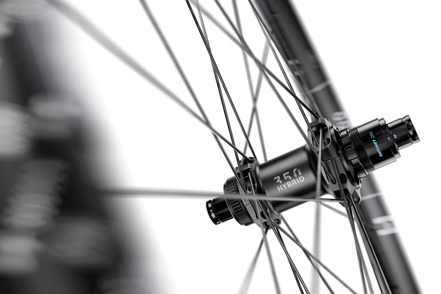 DT SWISS HX 1700 SPLINE 30 mm 29" 12x148 mm Boost 2026 takapyörä DT SWISS HX 1700 SPLINE 30 mm 29" 12x148 mm Boost 2026 takapyörä