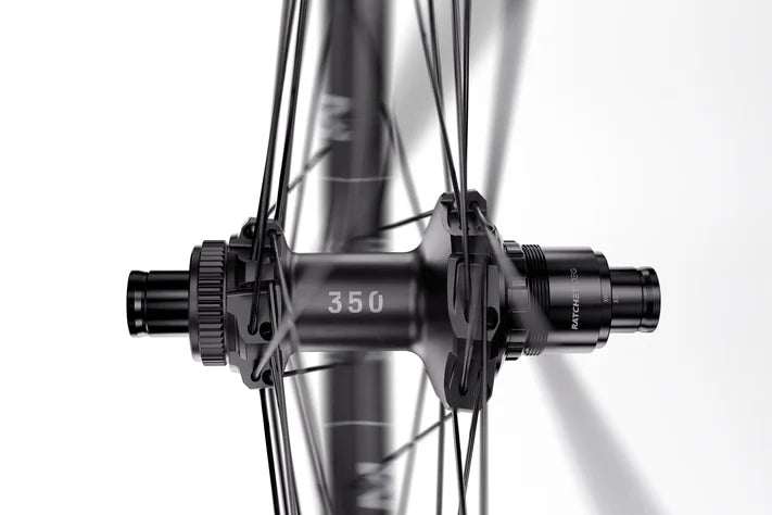 DT SWISS XM 1700 SPLINE 30 mm 27.5" 12x148 mm Boost 2026 takapyörä DT SWISS XM 1700 SPLINE 30 mm 27.5" 12x148 mm Boost 2026 takapyörä