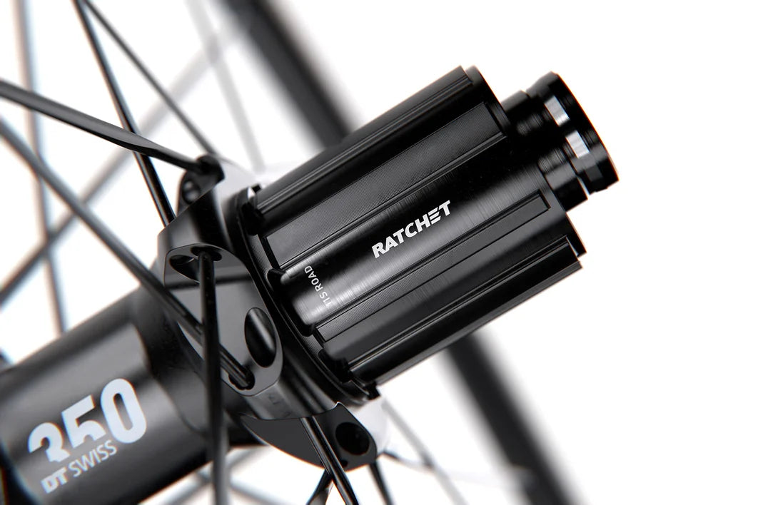DT SWISS PR 1600 SPLINE 23 DIC Tubeless Ready -takapyörä (Center Lock)