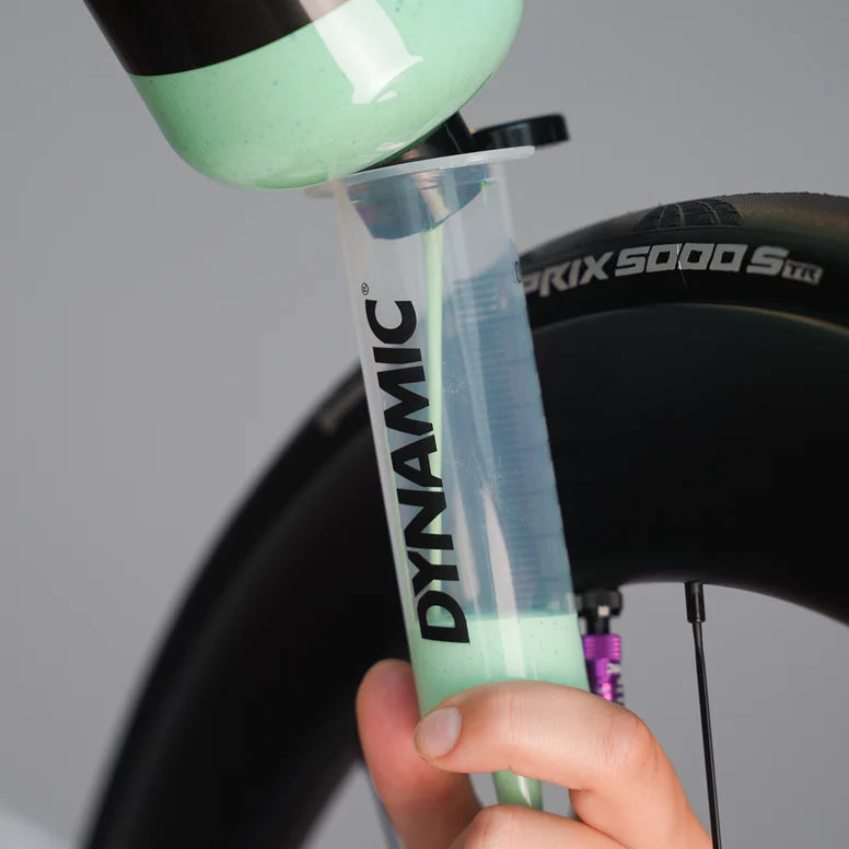 Ruisku DYNAMIC HECTOR THE INJECTOR Preventive Liquid -nestettä varten