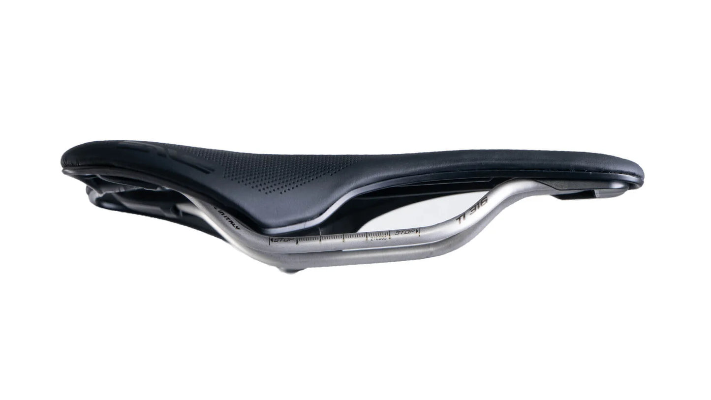 ENVE Selle Italia SLR BOOST Titanium 145mm ENVE Selle Italia SLR BOOST Titanium 145mm