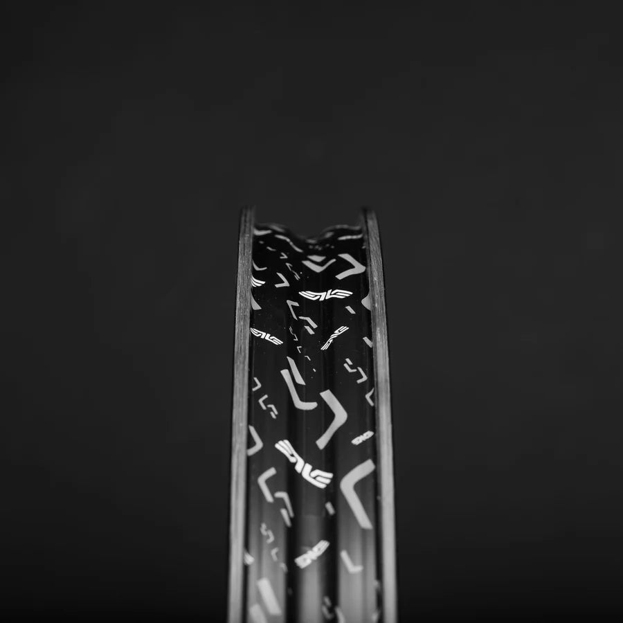 ENVE G SES 6.7 PROTubeless Ready etupyörä (Center Lock) Musta