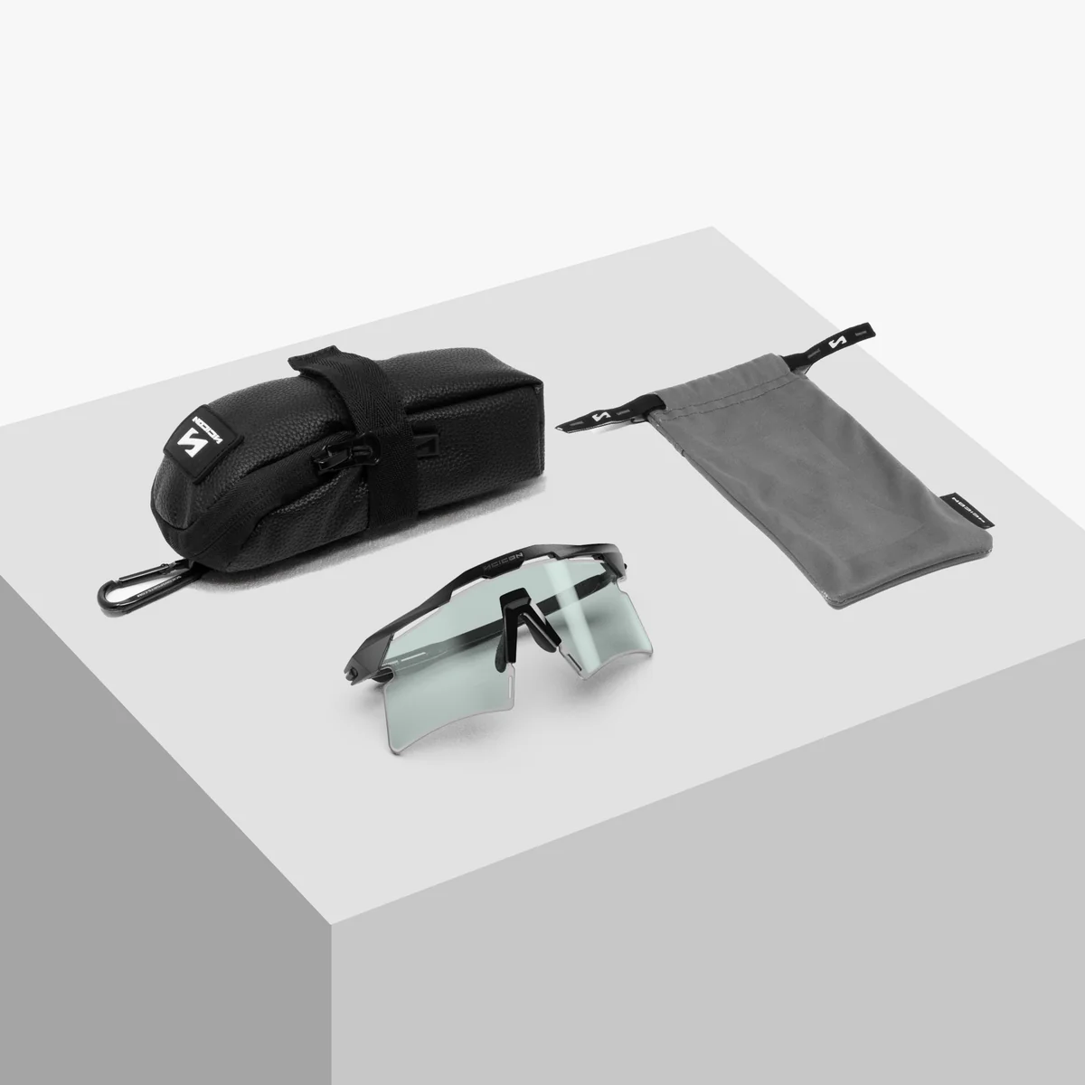 SCICON AEROSHADE 2.0 TITANIUM lasit Matt Black Sininen Vihreä Photochromic-lasi