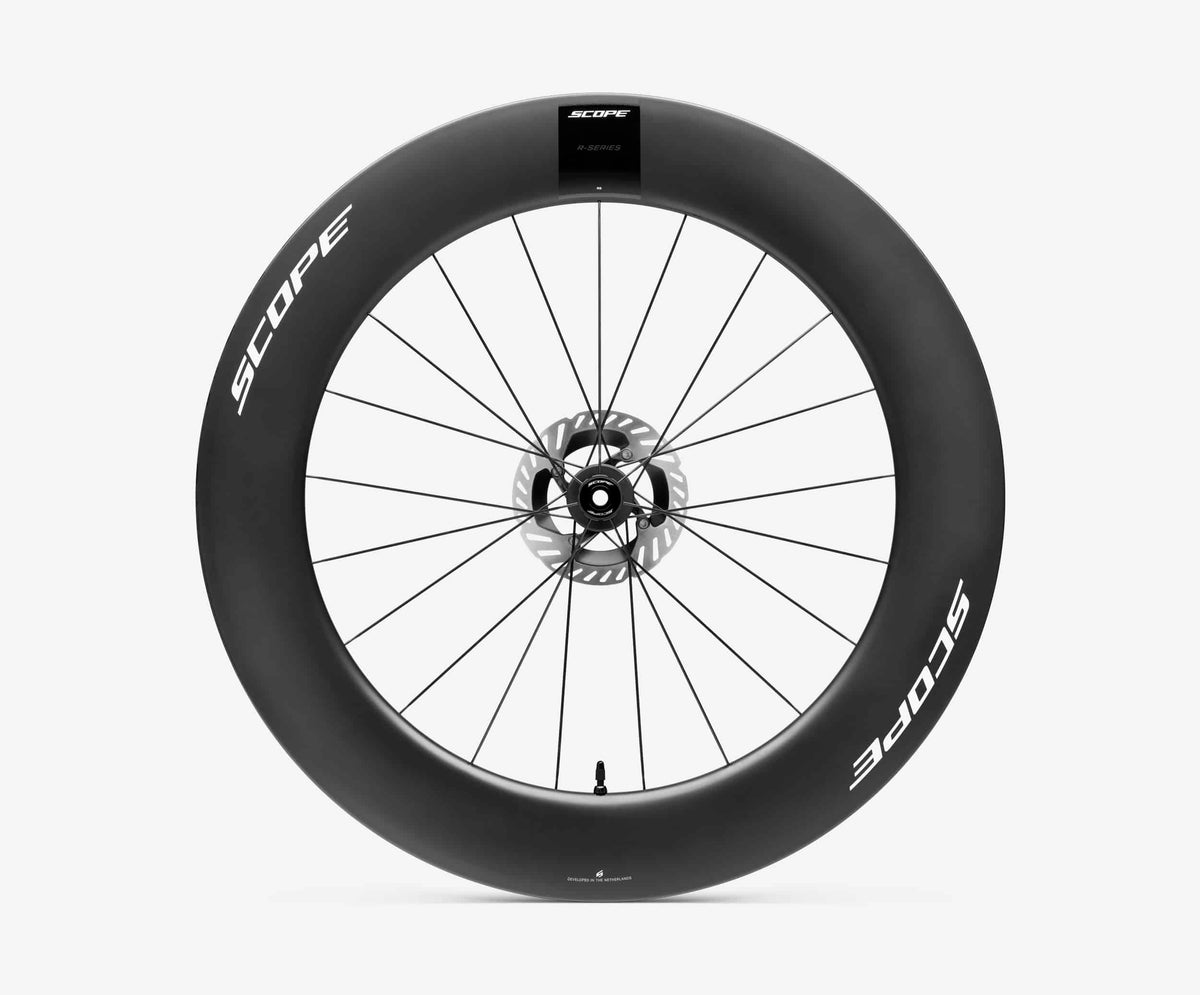 SCOPE Race R8T - etuosa
