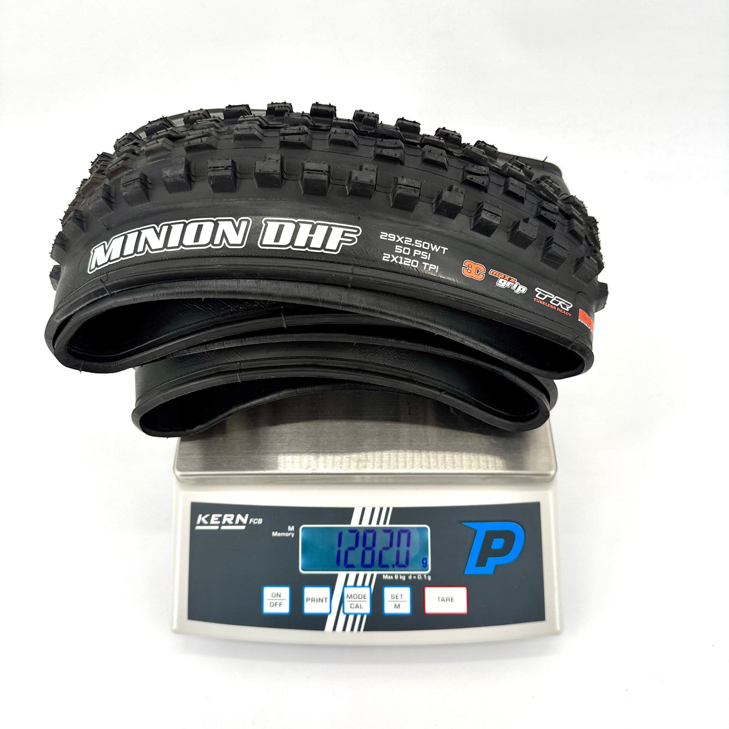 MAXXIS MINION DHF 29x2.50 WT Double Down 3C MaxxGrip Tubeless Ready Pehmeä musta rengas