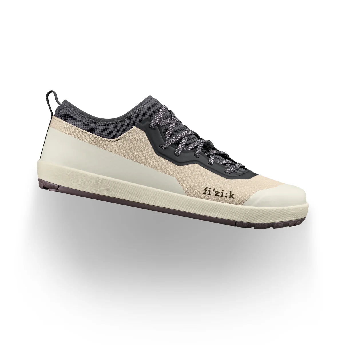 FIZIK VERSOR 2 FLAT -maastopyöräilykengät, valkoinen/harmaa