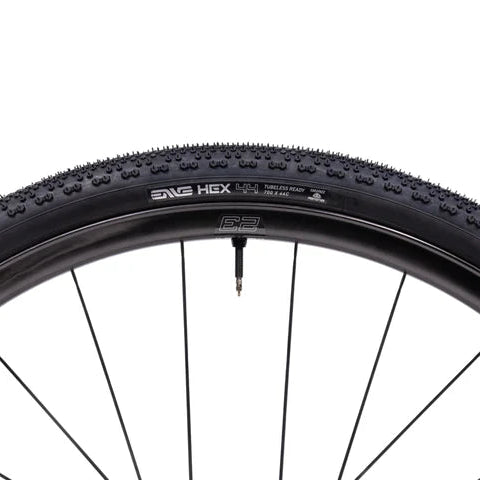 ENVE HEX CARAPACE 700x48c Tubeless Ready -rengas Musta