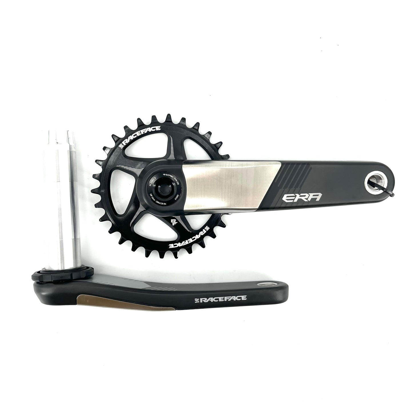 RACE FACE ERA CINCH kampiakseli Musta