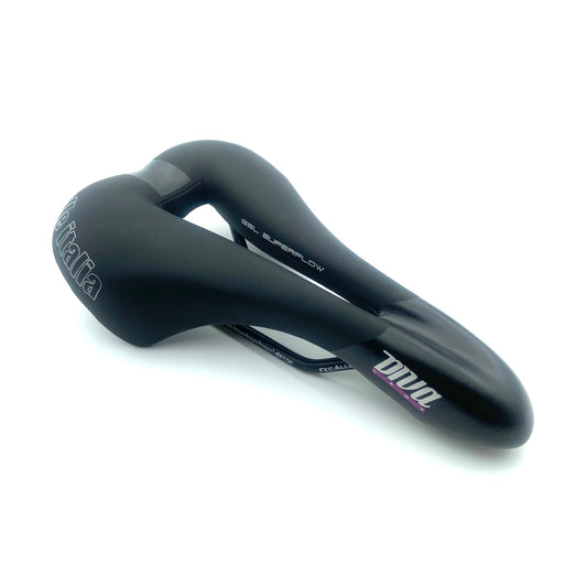 Satula SELLE ITALIA DIVA GEL SUPERFLOW L Naisten Kiskot Fec