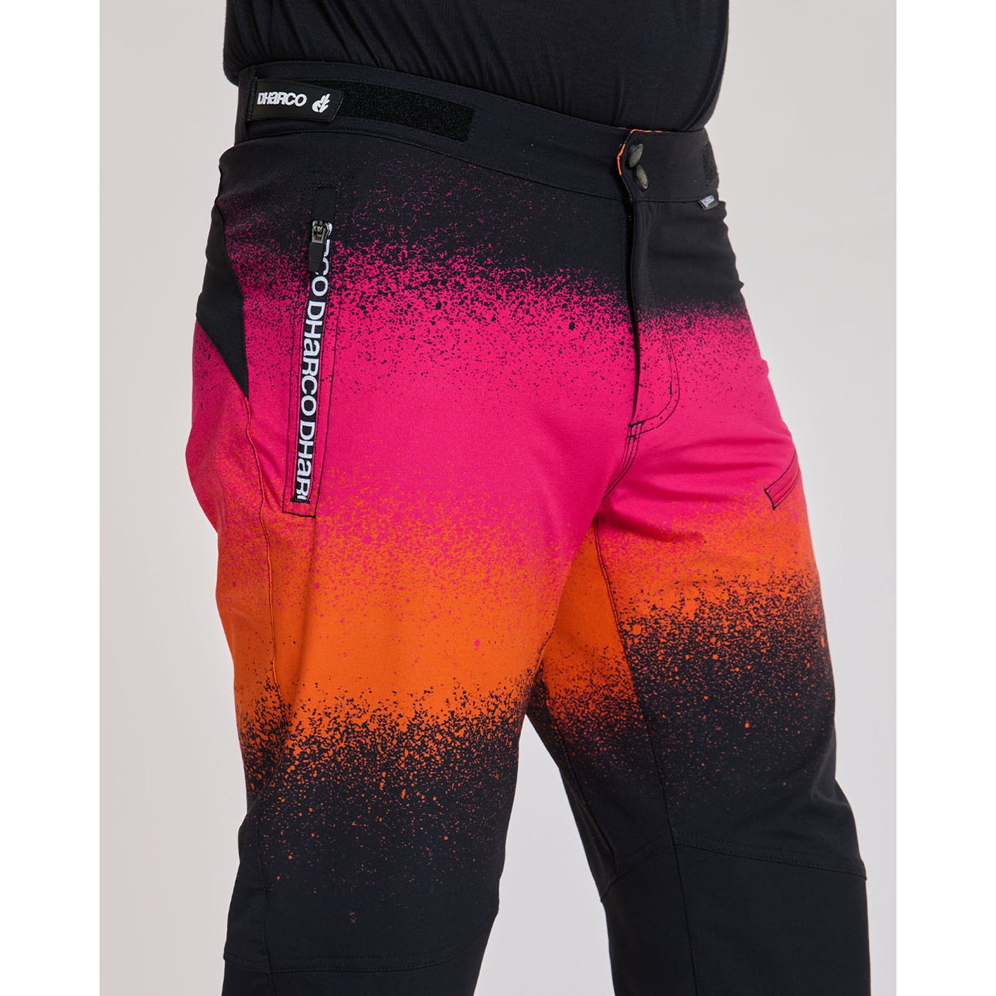 DHARCO GRAVITY BLACK SNAKE housut Musta/oranssi