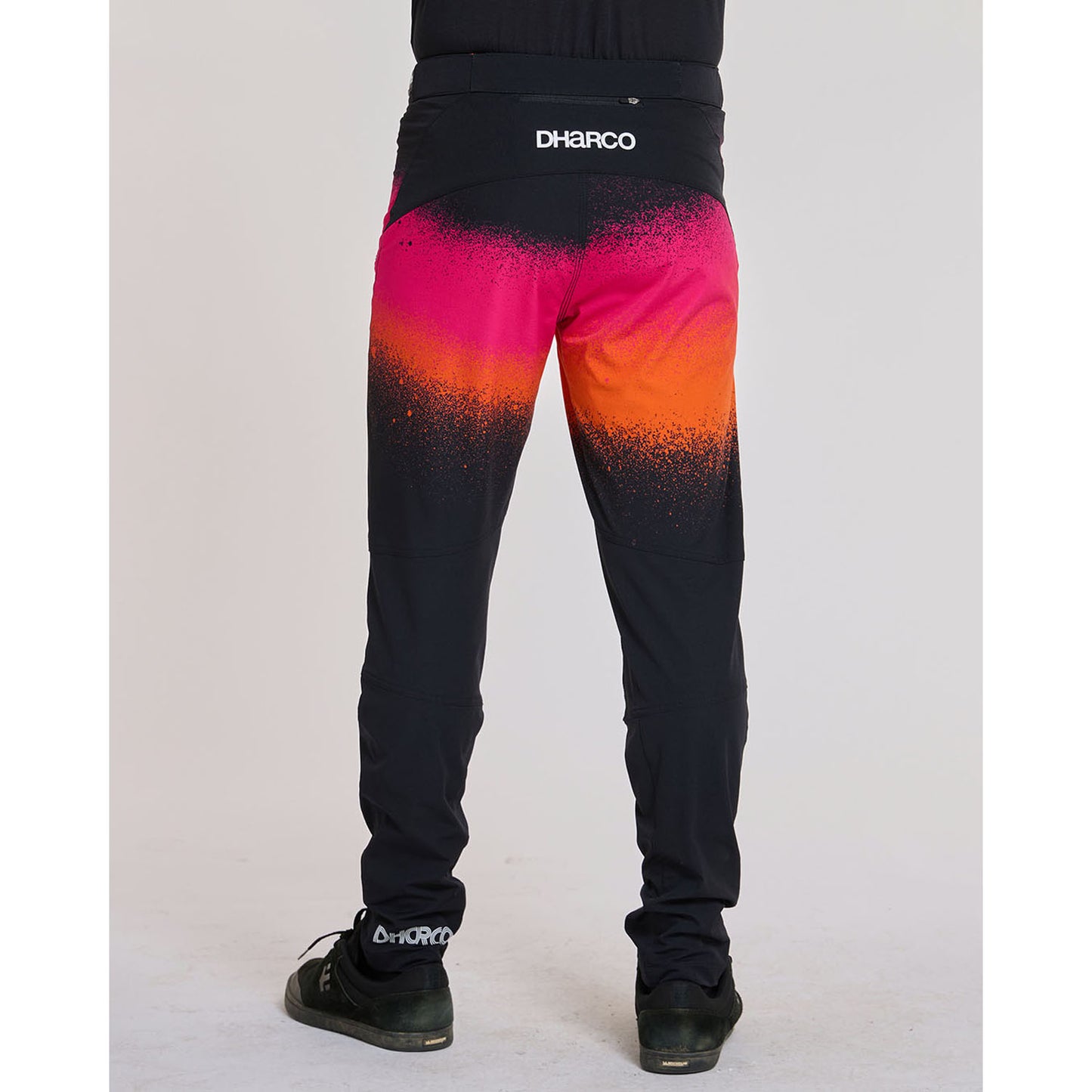 DHARCO GRAVITY BLACK SNAKE housut Musta/oranssi