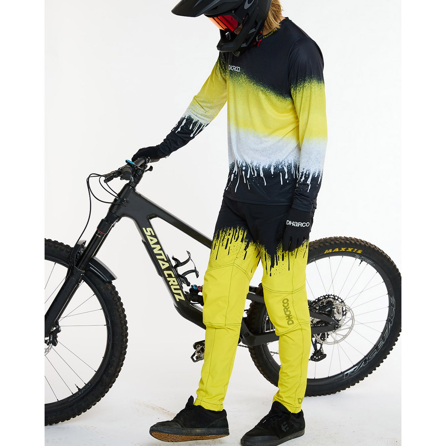 DHARCO GRAVITY ACID RAIN Pants Musta/Keltainen