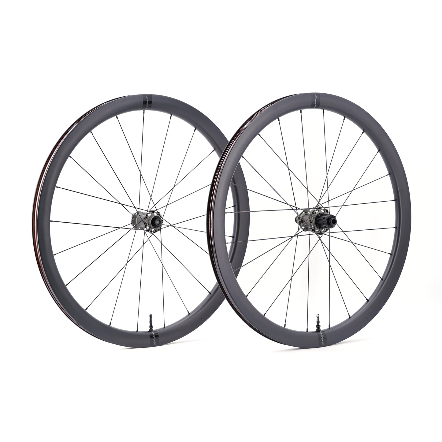 Pari SCOM AERO Tubeless Ready pyörää (Center Lock)
