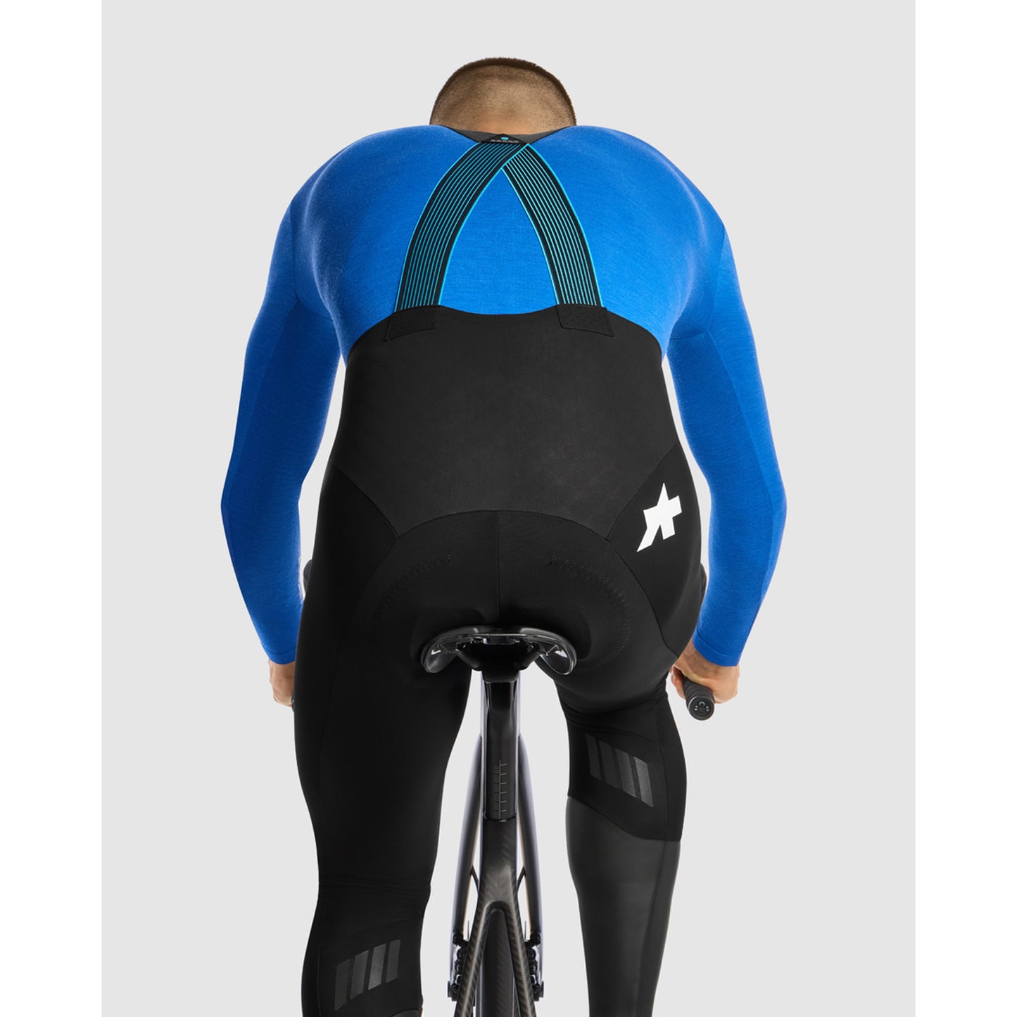 ASSOS RS UZ S11 Mustat sarjan rintaliivihousut
