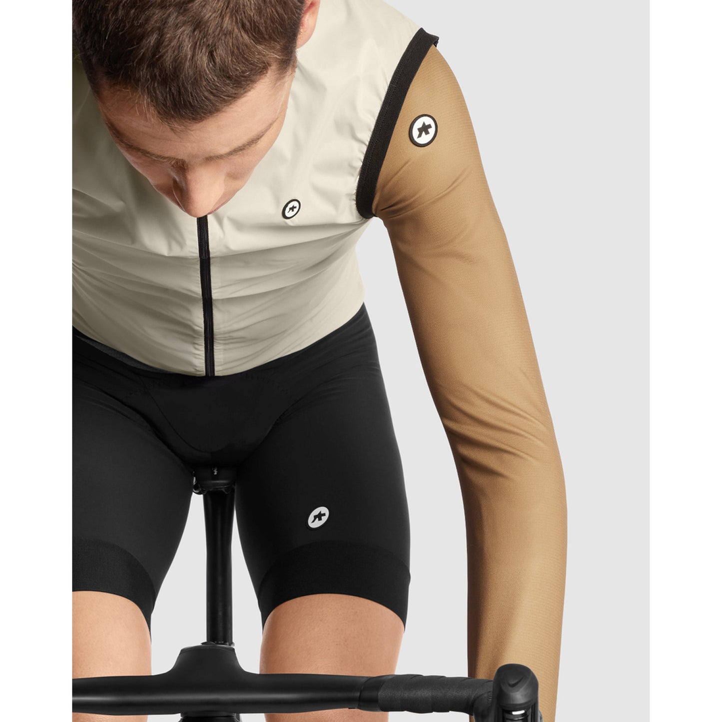 ASSOS MILLE GT Wind C2 Moon Sand hihaton takki