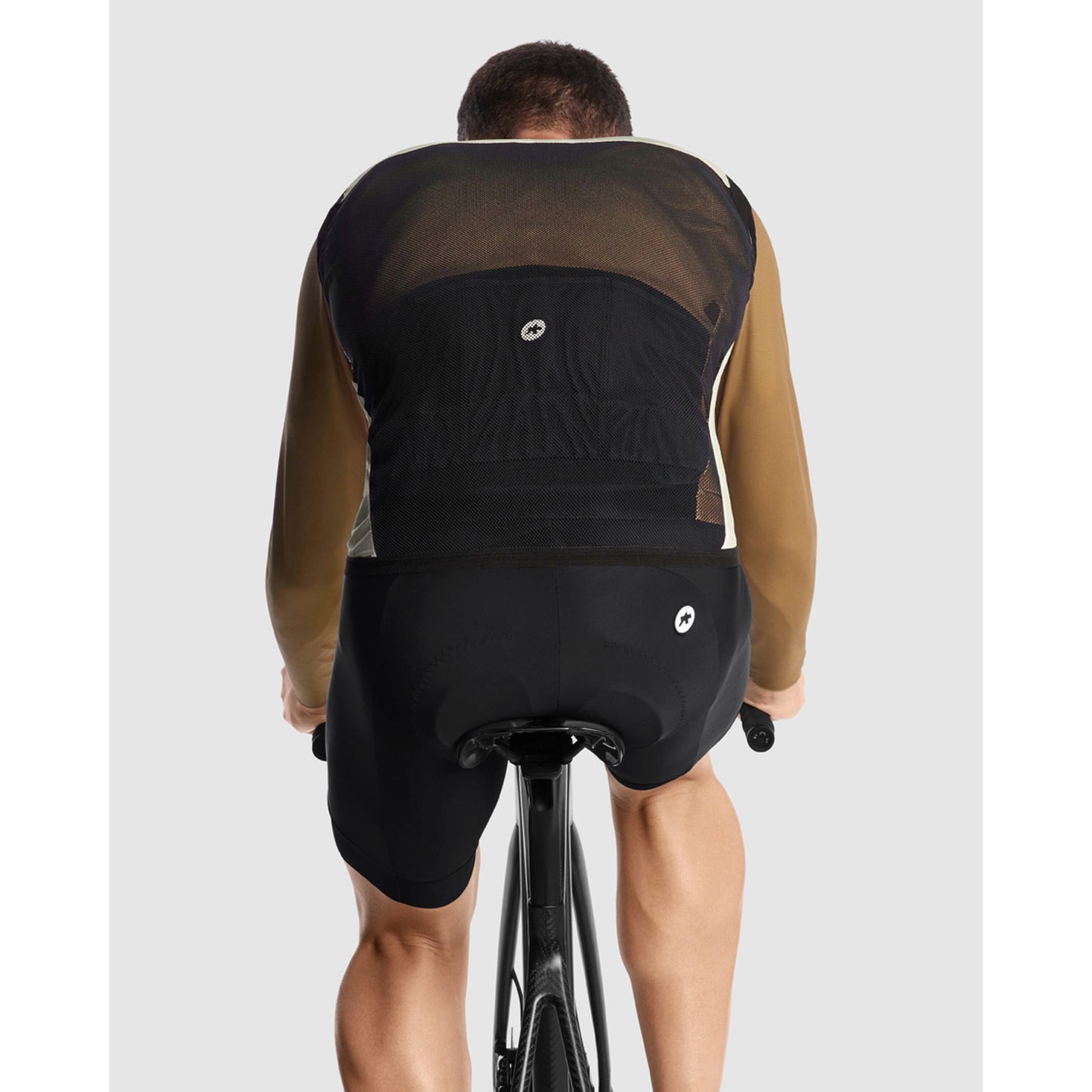 ASSOS MILLE GT Wind C2 Moon Sand hihaton takki
