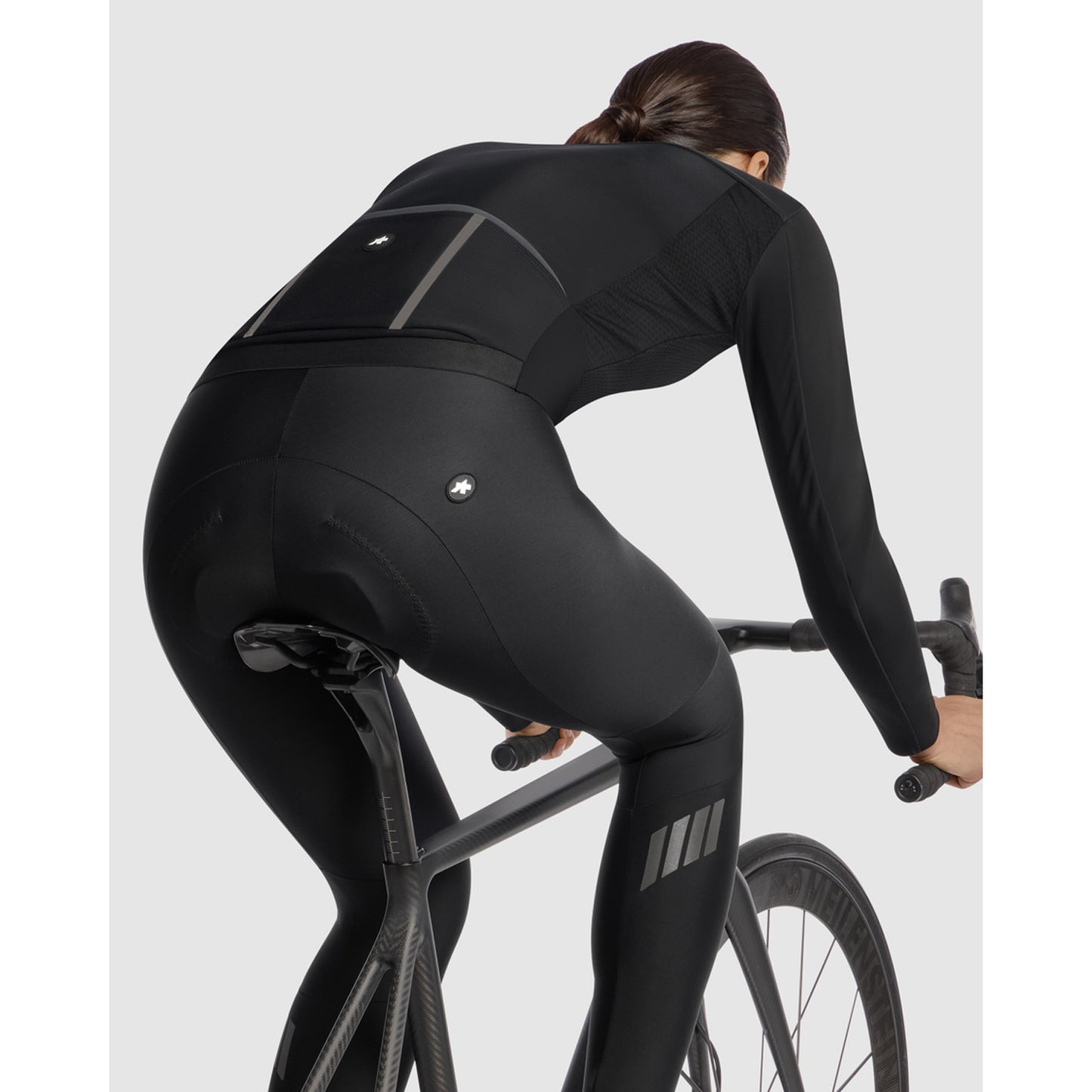 ASSOS DYORA R S11 Naisten musta sarjatakki