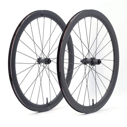 Pari SCOM CORSA 45 Tubeless Ready -vanteita (keskuslukko)