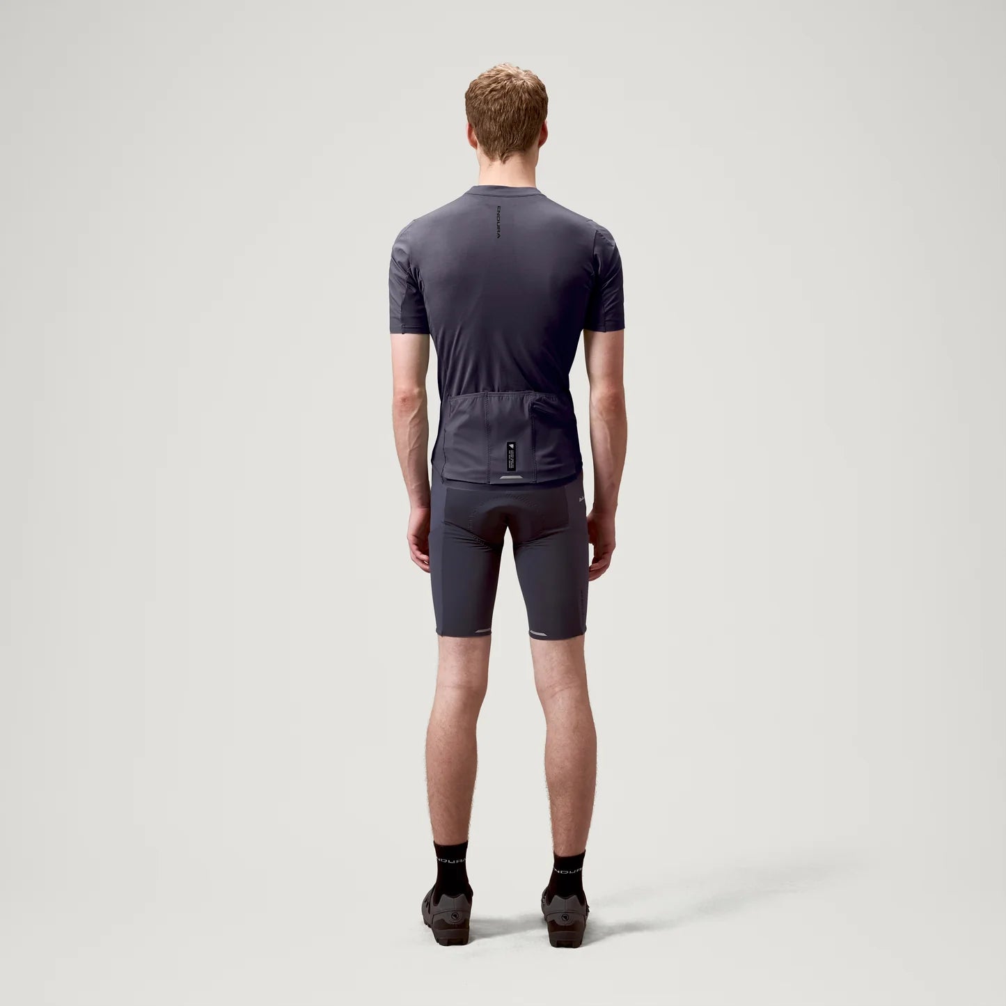 ENDURA ALLTRACK RIDE Lyhythihainen Carbon Jersey Harmaa