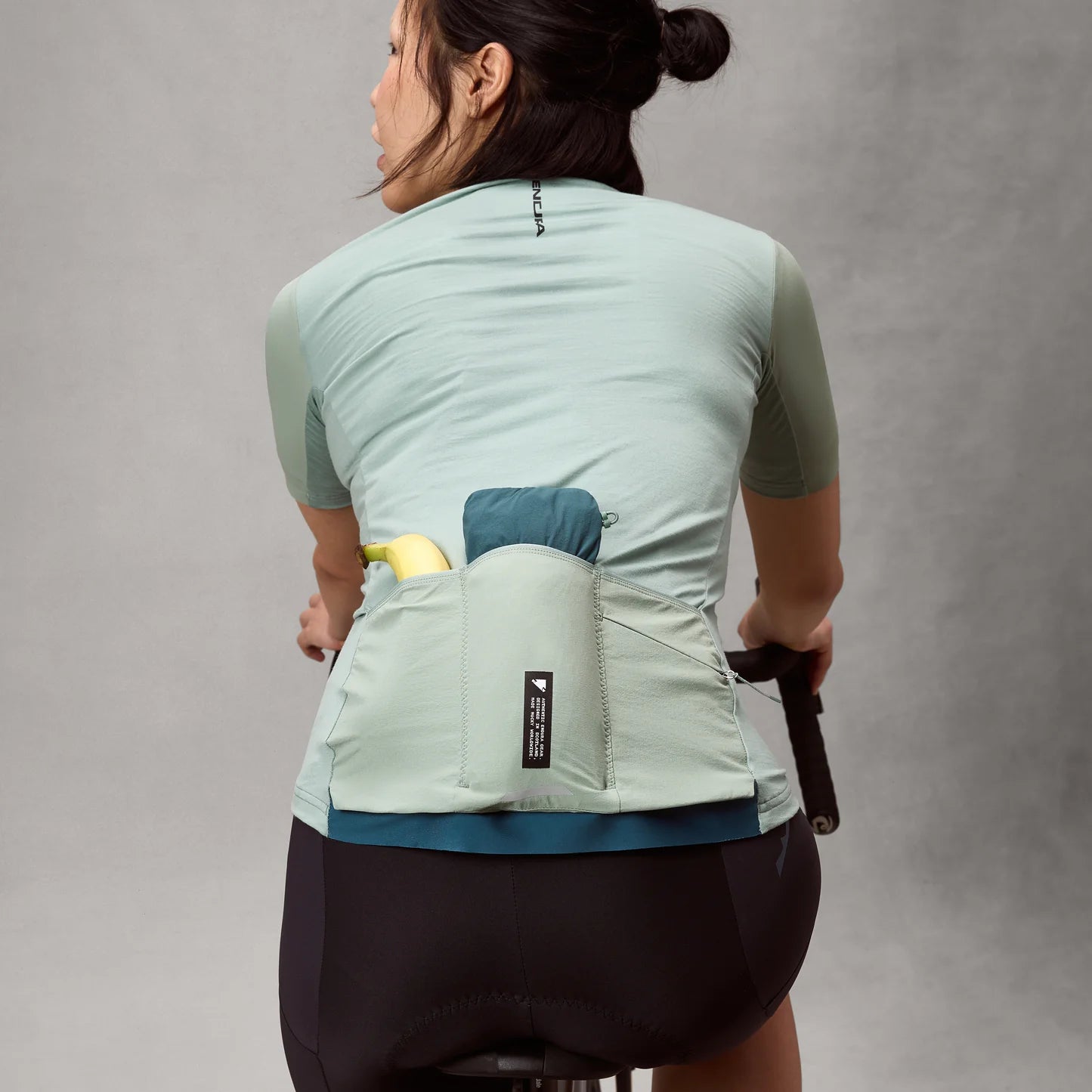 ENDURA ALLTRACK RIDE Naisten lyhythihainen trikoo Sage Vihreä