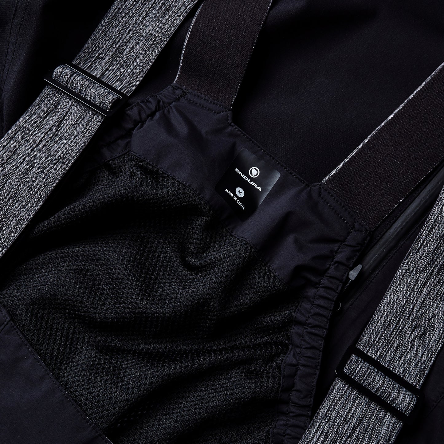 ENDURA MT500 vedenpitävät rintaliivihousut musta