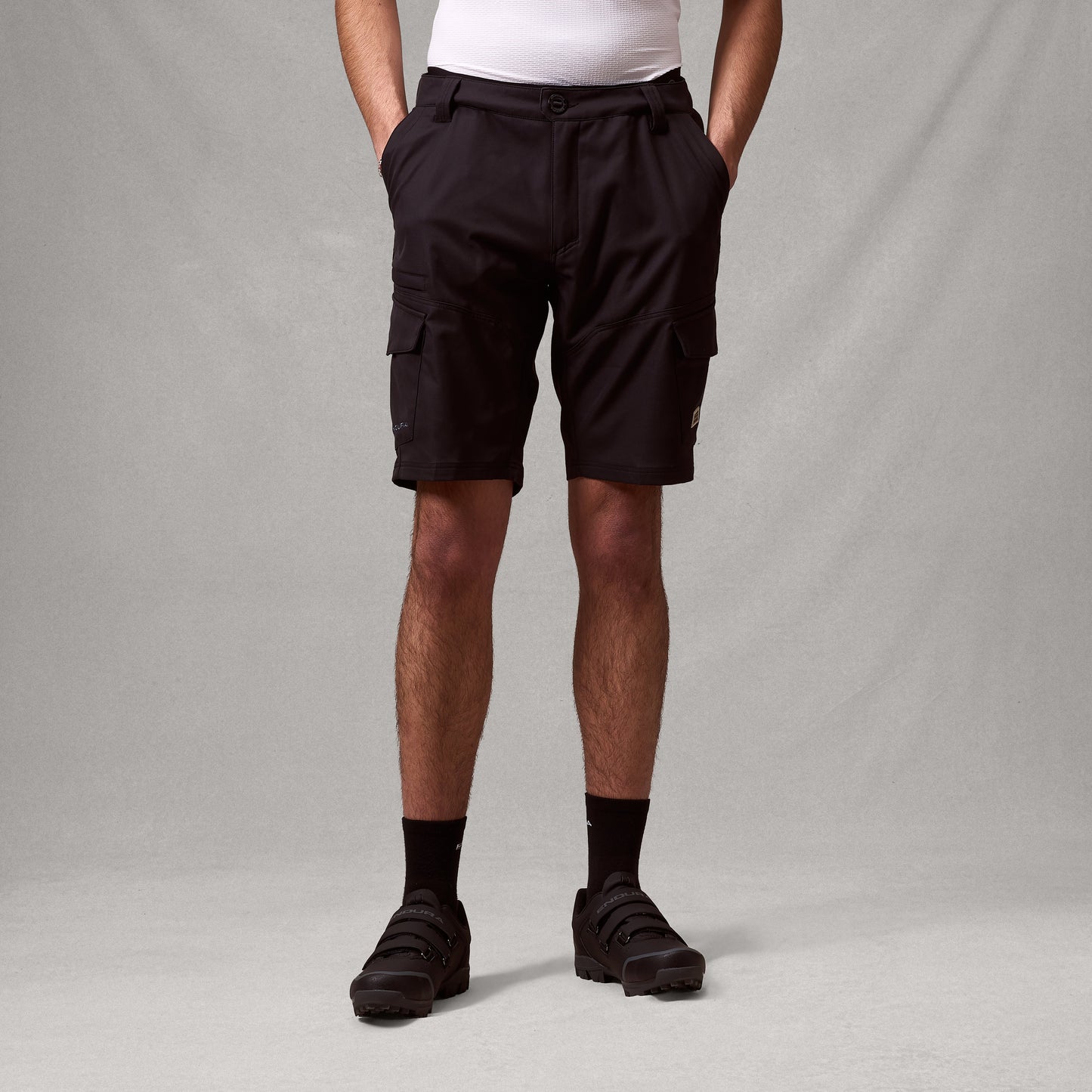 ENDURA LOOP CARGO shortsit musta