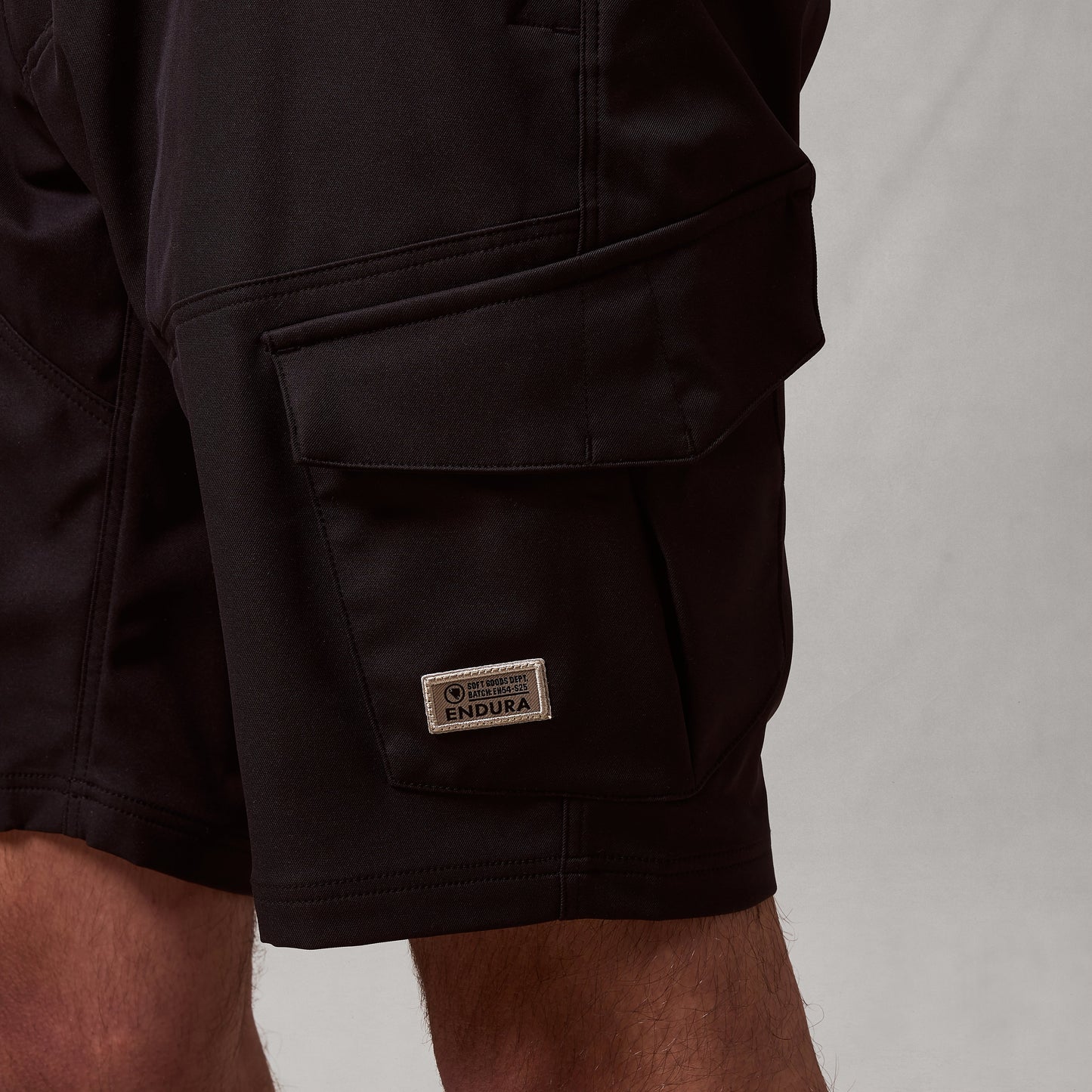 ENDURA LOOP CARGO shortsit musta