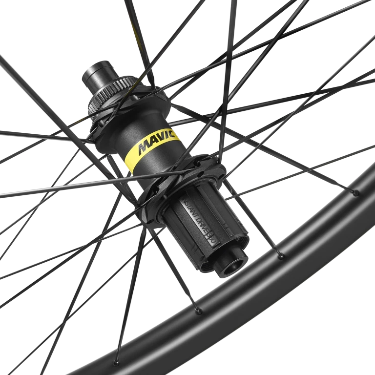 MAVIC ALLROAD SL CARBON DISC takapyörä renkailla (Centerlock)