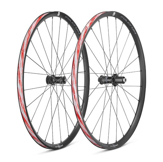 Pari FULCRUM RAPID RED AL 700c Tubless Ready pyörää (Center Lock)