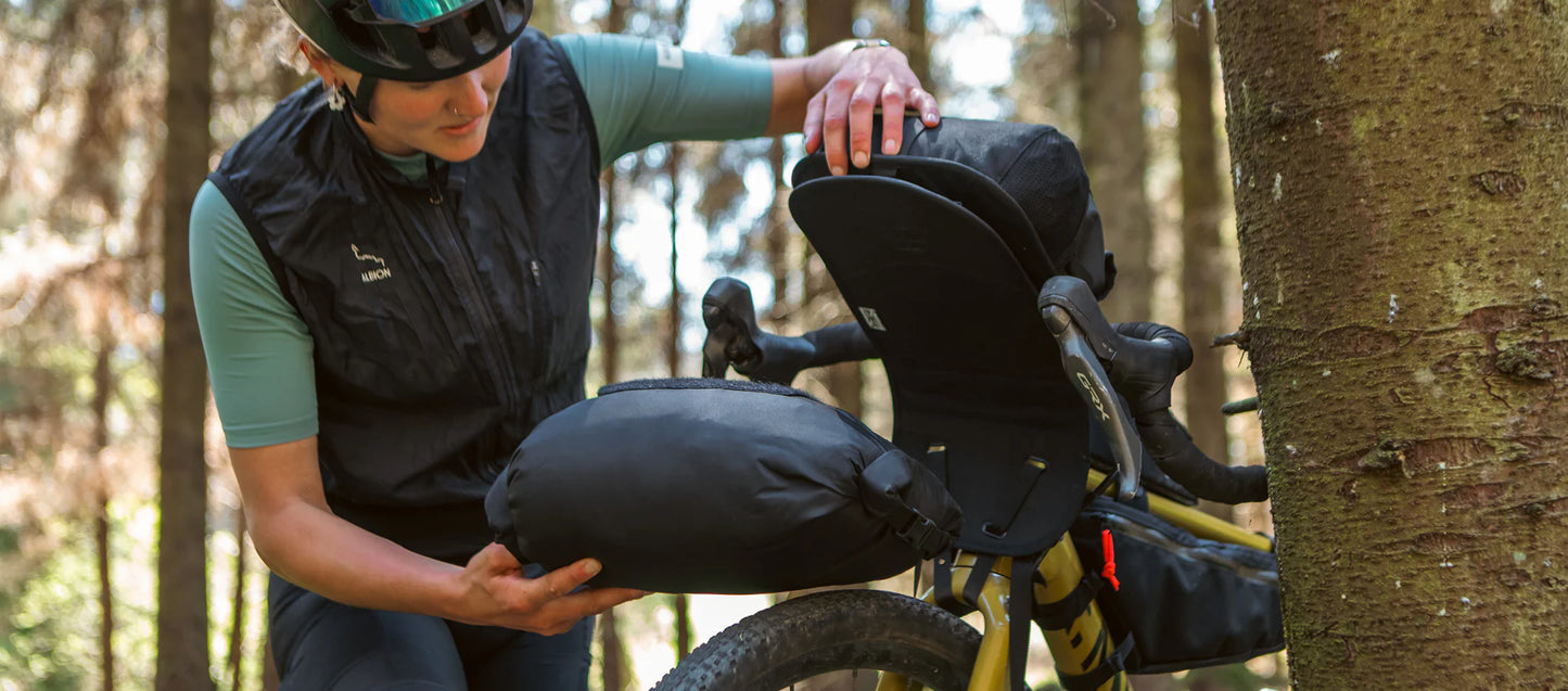 Ohjaustankolaukku RESTRAP HOSLTER BAR BAG 18 L