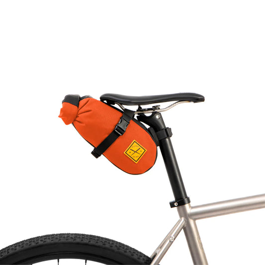 RESTRAP SADDLE PACK 2,5 l -satulalaukku, oranssi