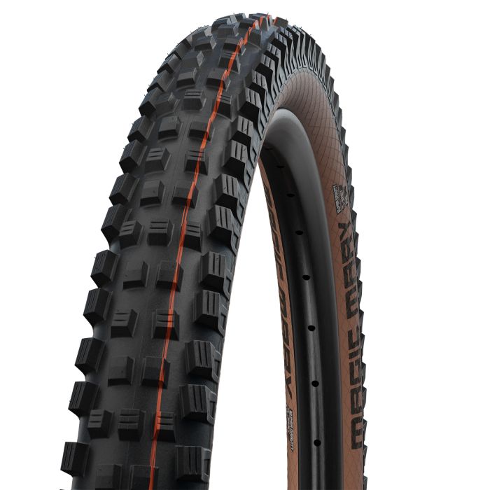 SCHWALBE MAGIC MARY 29x2.40 ADDIX SOFT SUPERTRAIL Tubeless Ready Pehmeä ruskea rengas