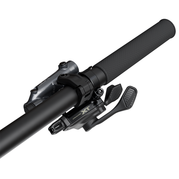 Vaihtaja oikea 11v M8230-R (embargo 02/08)