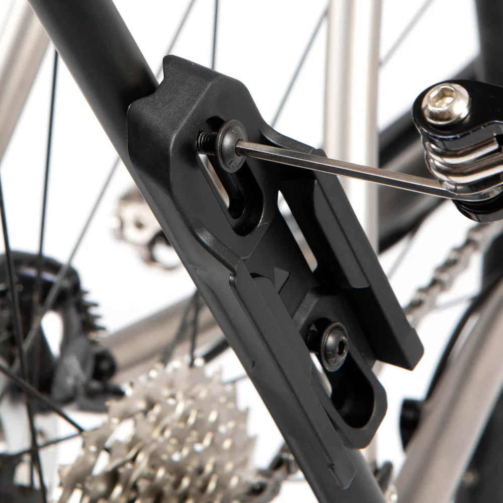 Tavarateline RESTRAP SWITCH RACK RACK