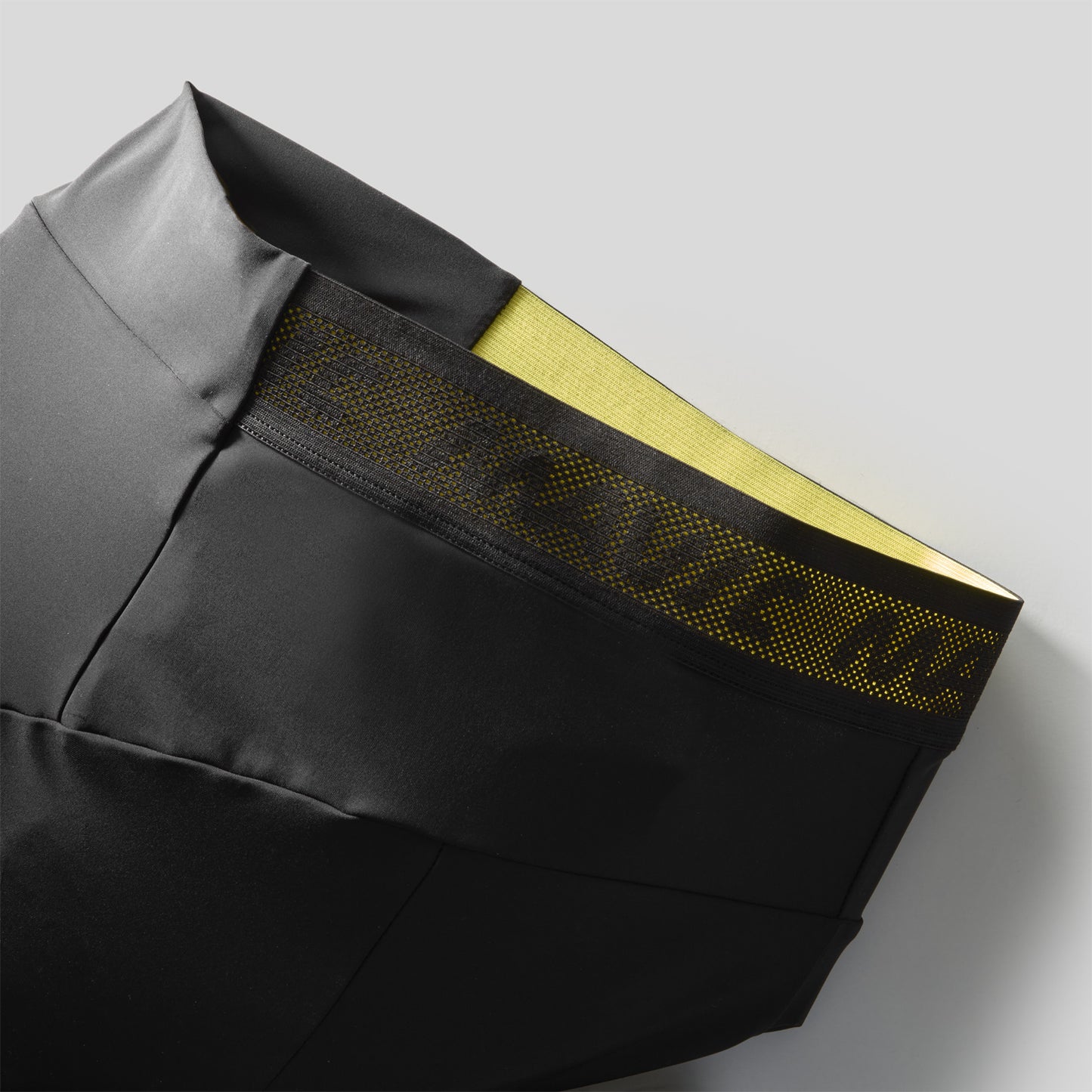 Naisten MAVIC AKSIUM Bib Tight 3/4 Musta