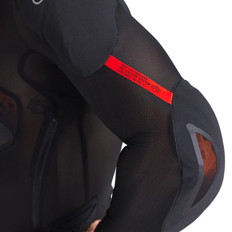 TROY LEE DESIGNS STAGE GHOST D3O suojaava t-paita pitkähihainen musta