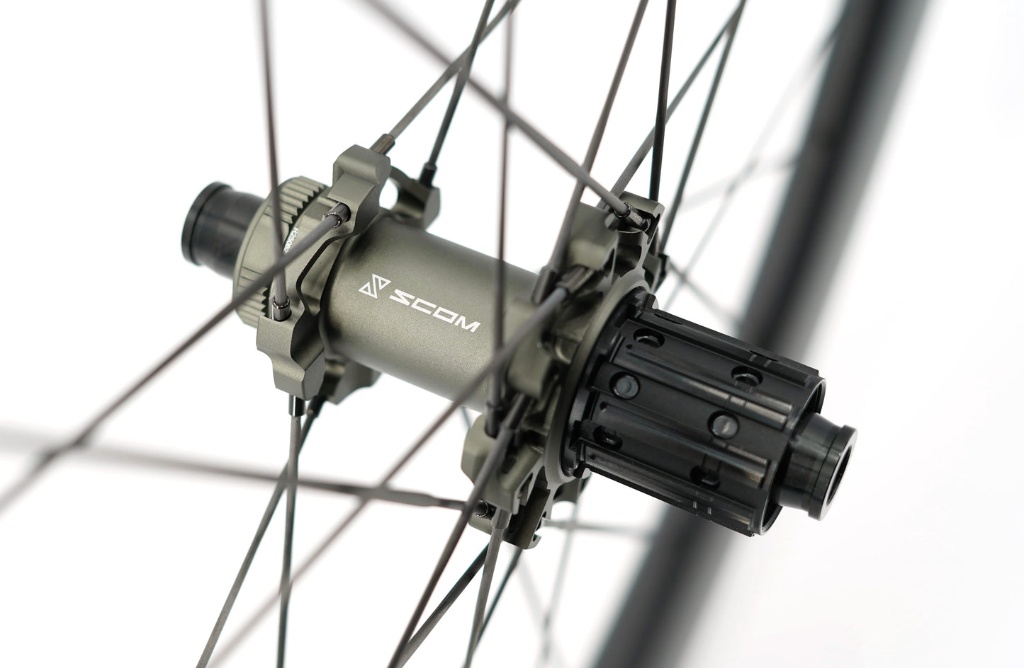 Parit SCOM ULTRA 62 Tubeless Ready pyörät (Center Lock)