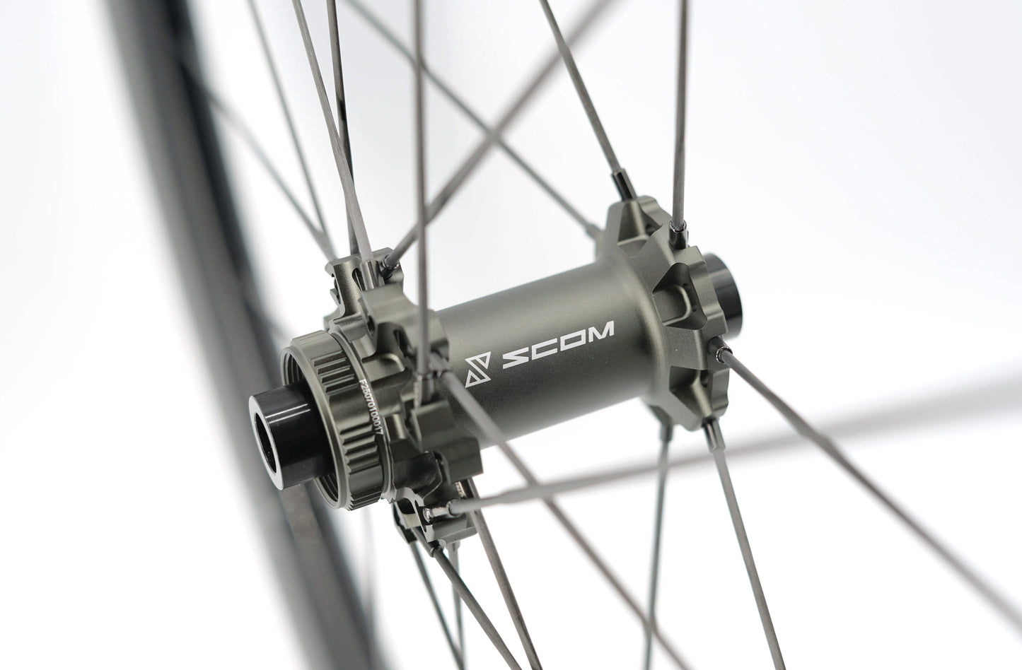Parit SCOM ULTRA 62 Tubeless Ready pyörät (Center Lock)