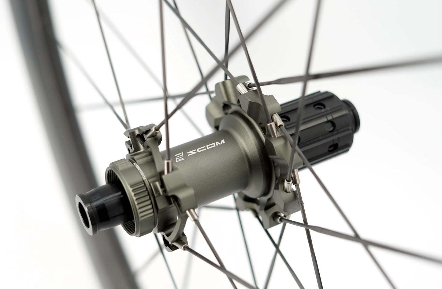 Pari SCOM ULTRA 62+ Tubeless Ready -vanteita (keskuslukko)