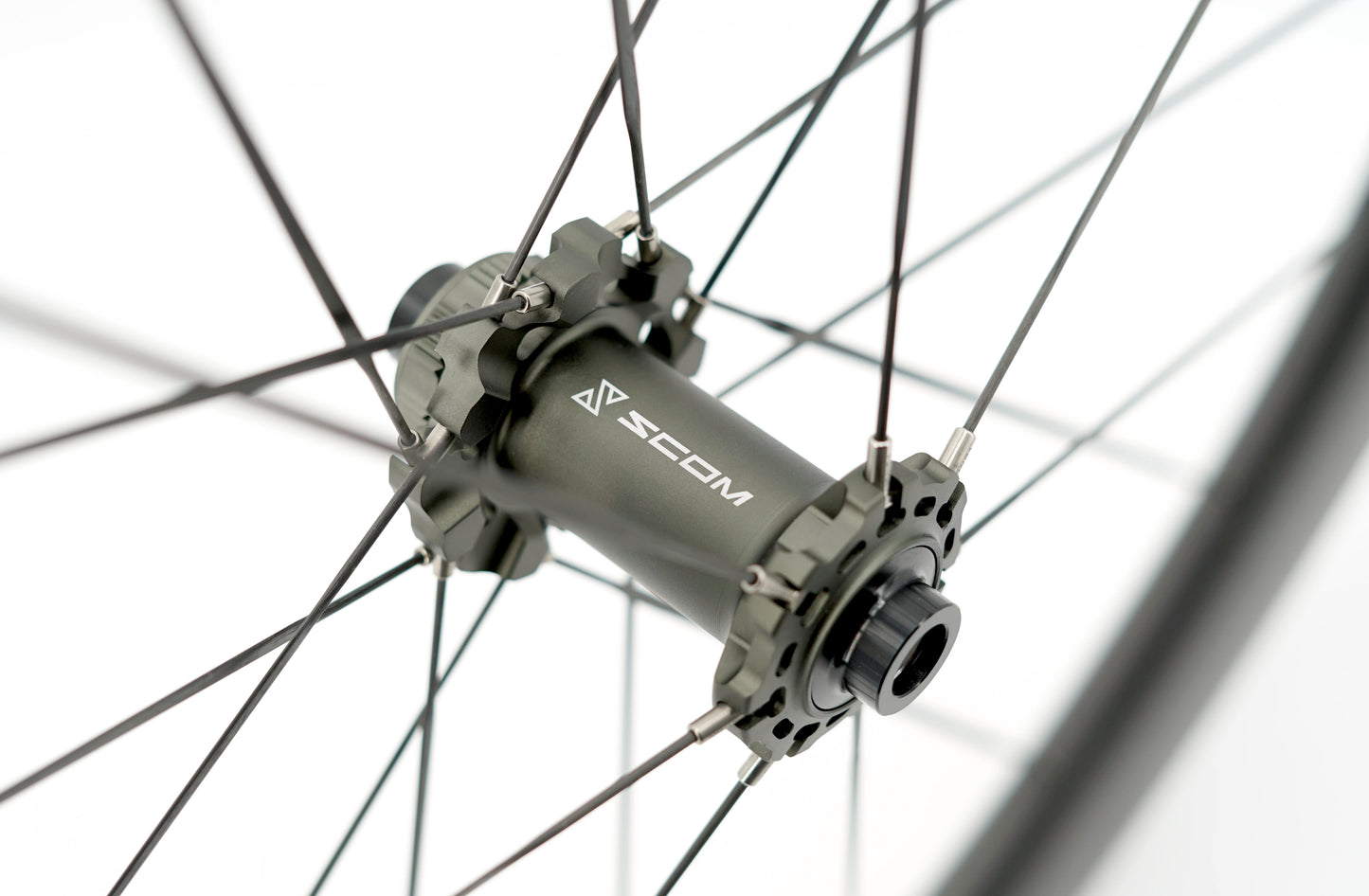 Pari SCOM ULTRA 62+ Tubeless Ready -vanteita (keskuslukko)