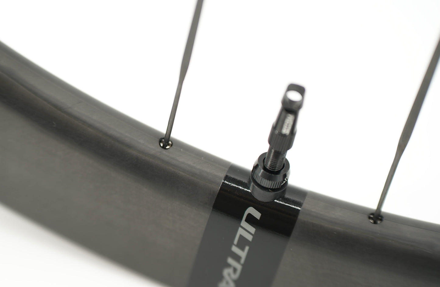 Pari SCOM ULTRA 62+ Tubeless Ready -vanteita (keskuslukko)