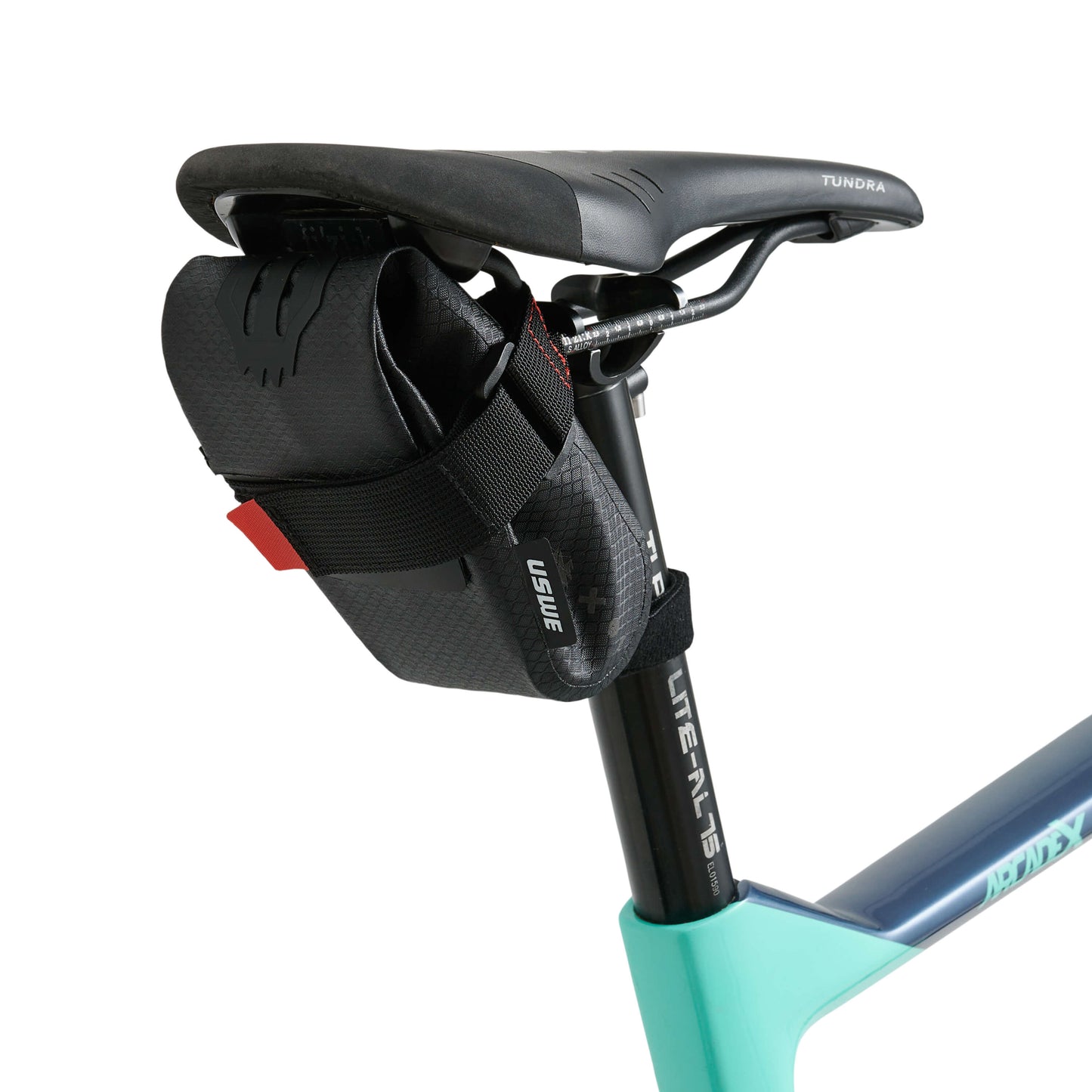 USWE TOOL SADDLE BAG 0,6 l -satulalaukku, musta