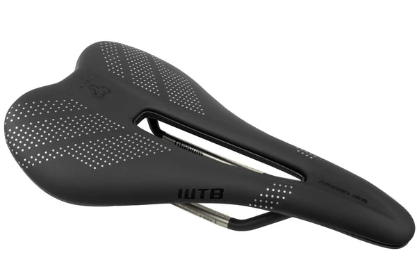 Satula WTB GRAVELIER Medium 140 mm Hiilikiskot